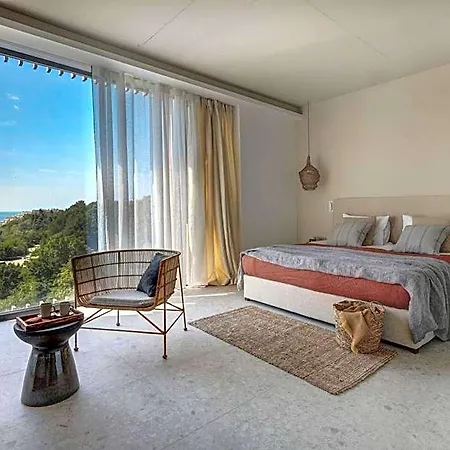 Umani - Free - Free Parking 4*